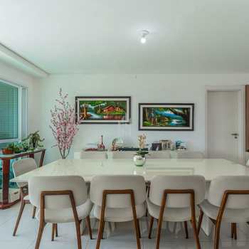 Apartamento em Curitiba, bairro Vila Izabel