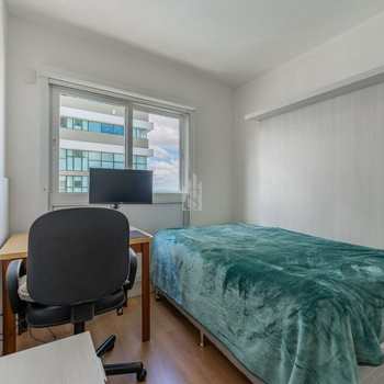 Apartamento em Curitiba, bairro Vila Izabel