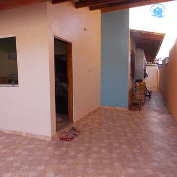 Casa em Peruíbe, bairro Arpoador