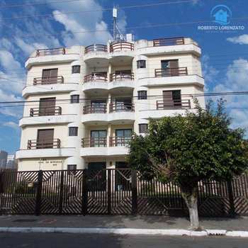 Apartamento em Peruíbe, bairro Centro