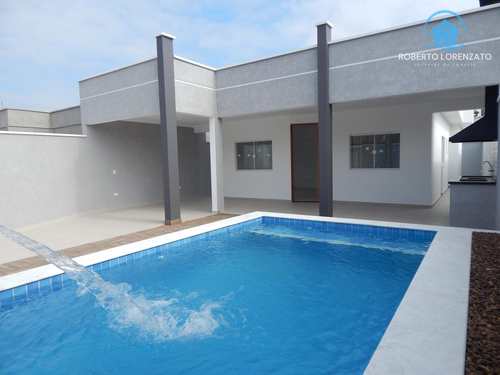 Casa, código 1107 em Peruíbe, bairro Belmira Novaes