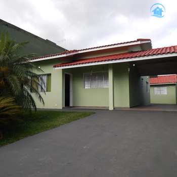 Casa em Peruíbe, bairro Centro