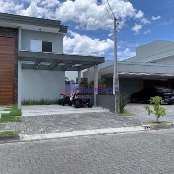 Casa de Condomínio em Caraguatatuba, bairro Massaguaçu