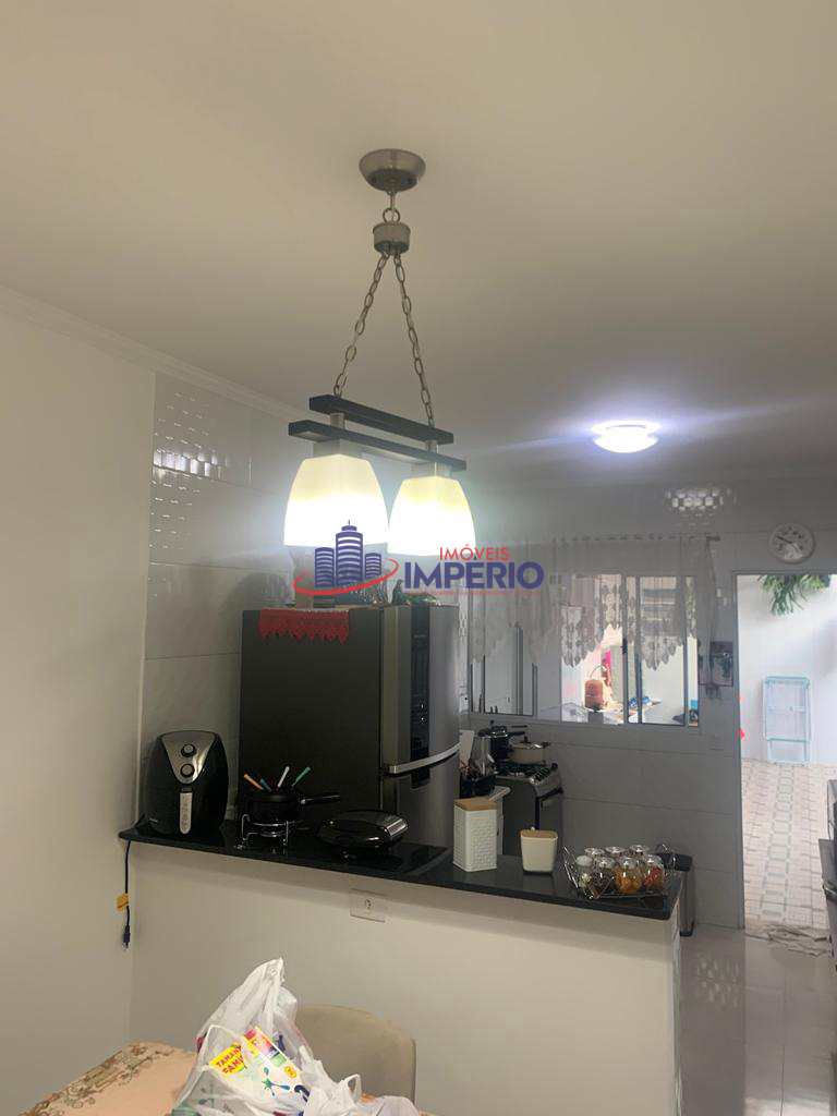 Casa em Guarulhos, no bairro Vila Rio de Janeiro