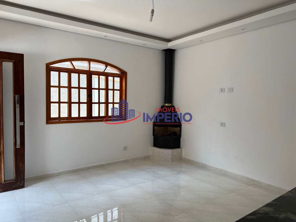 Casa em Mairiporã, no bairro Centro