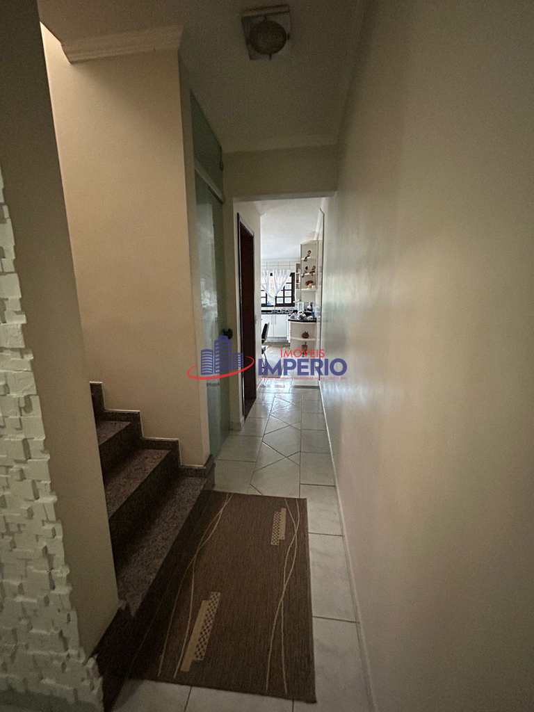 Sobrado em Guarulhos, no bairro Vila Trabalhista