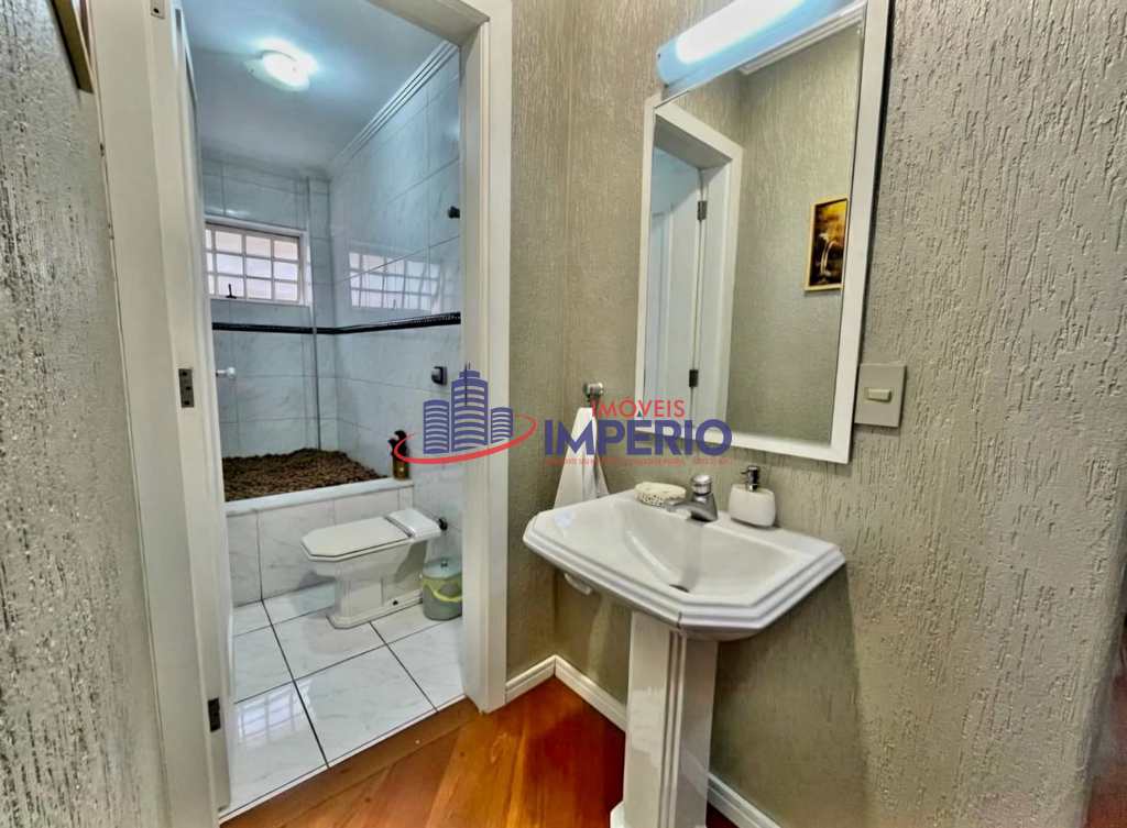Casa em Guarulhos, no bairro Vila Rosália