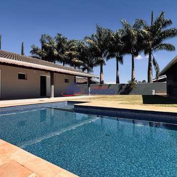 Casa em Atibaia, bairro Usina