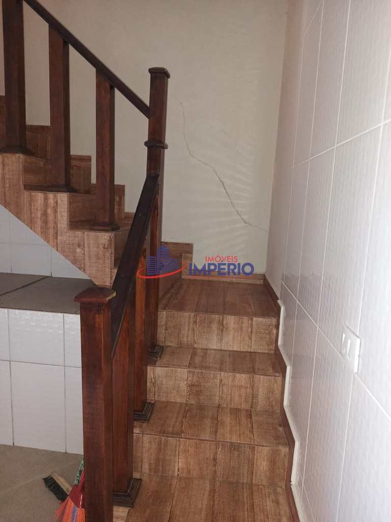 Casa em Guarulhos, no bairro Jardim Vila Galvão