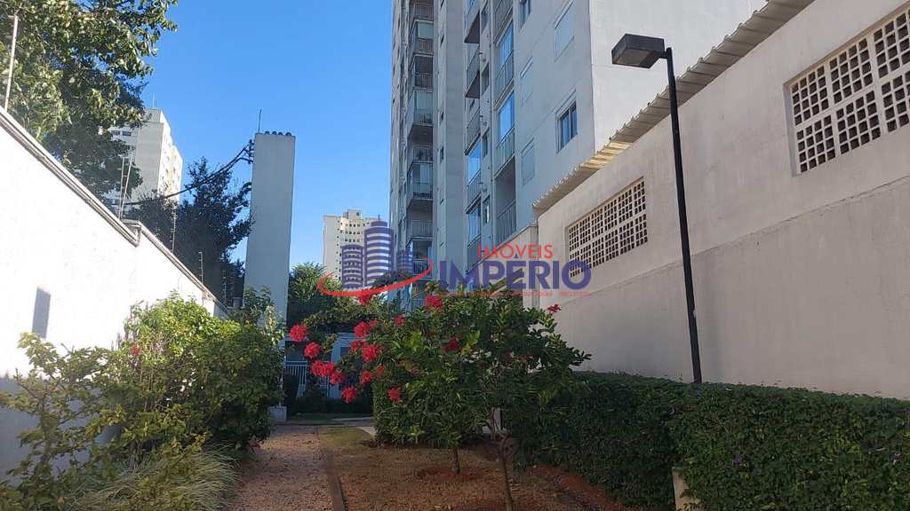 Apartamento em São Paulo, no bairro Vila Mazzei