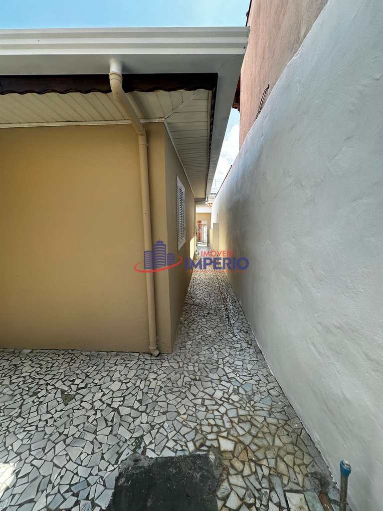 Casa em Guarulhos, no bairro Jardim Paraventi