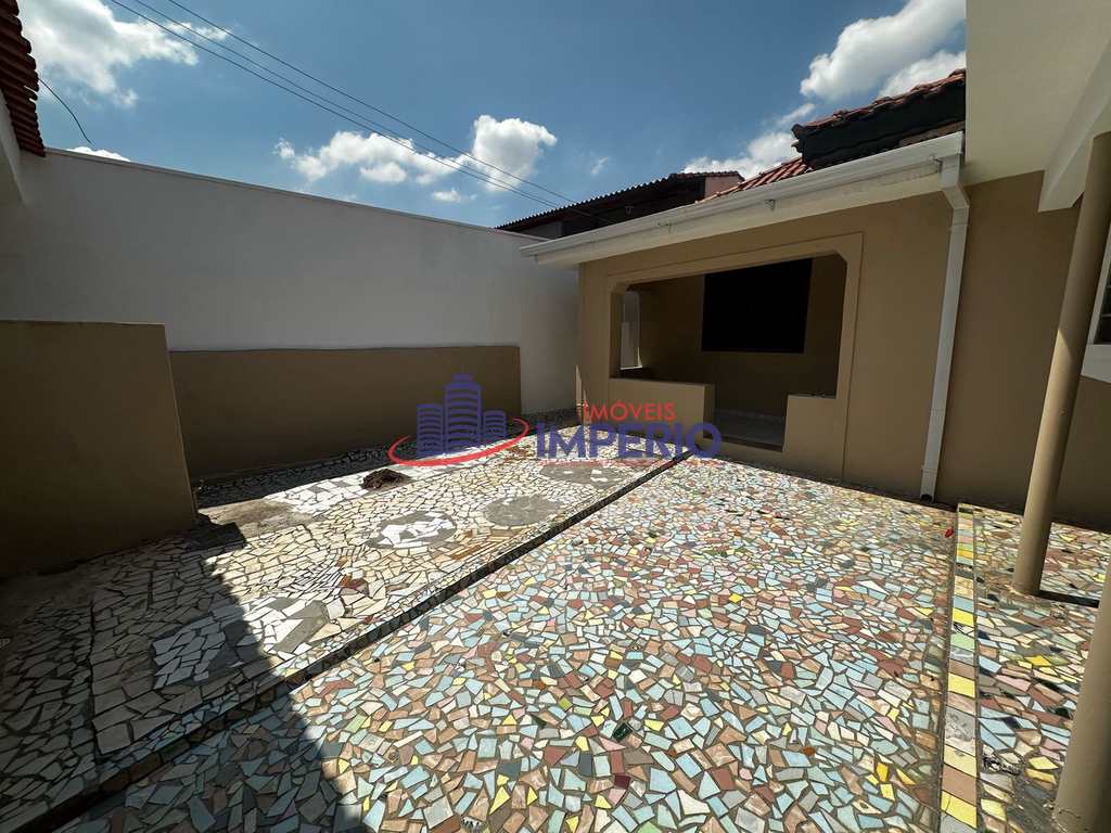 Casa em Guarulhos, no bairro Jardim Paraventi