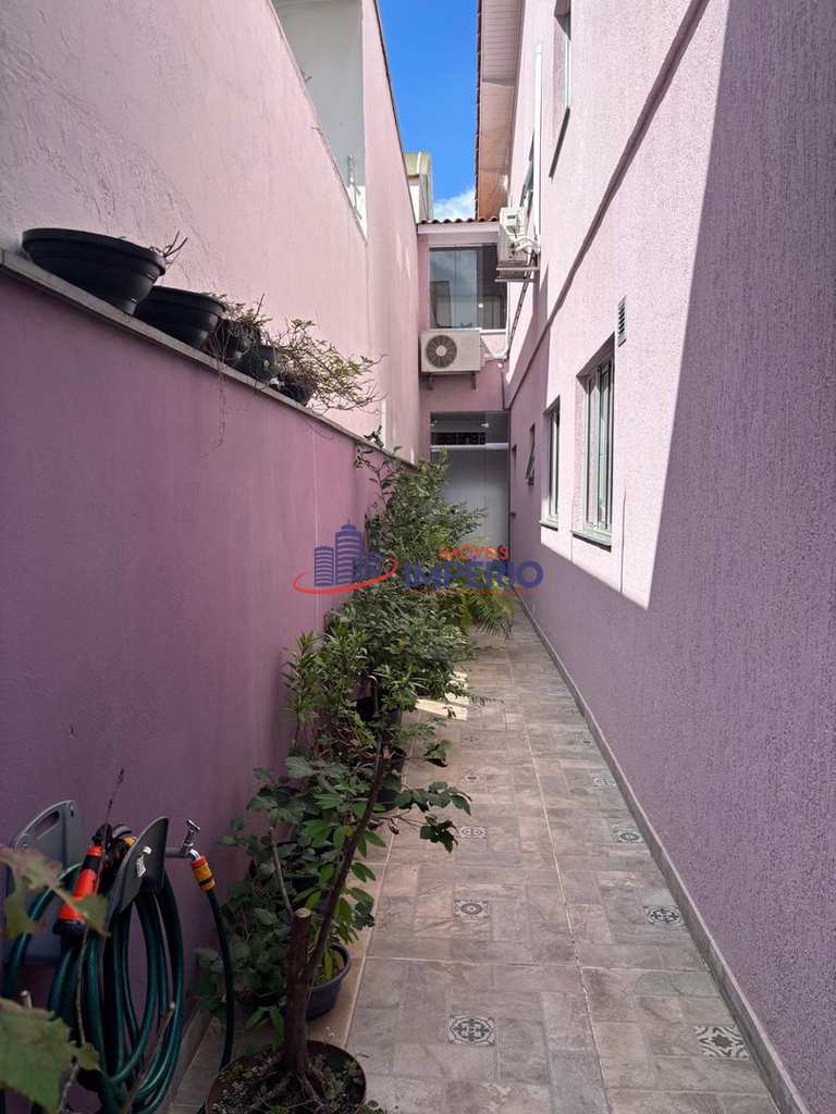 Casa em Guarulhos, no bairro Jardim Bom Clima