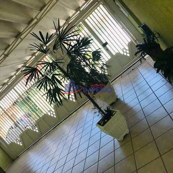 Sobrado em Guarulhos, bairro Vila Rosália