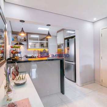 Apartamento em Guarulhos, bairro Vila Augusta