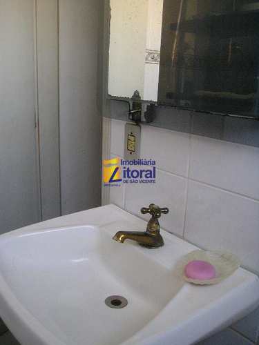 Apartamento, código 285 em São Vicente, bairro Centro