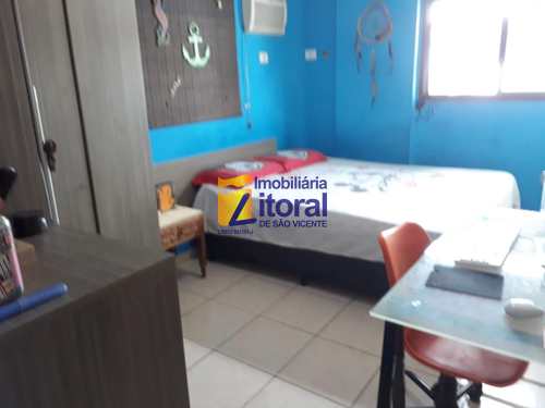 Apartamento, código 300 em São Vicente, bairro Centro