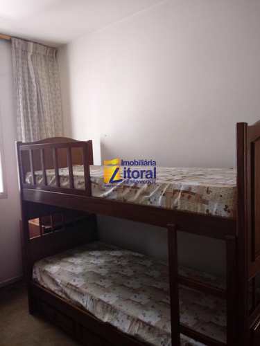 Apartamento, código 345 em São Vicente, bairro Centro