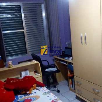 Apartamento em São Vicente, bairro Centro