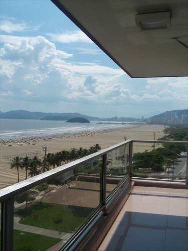Apartamento, código 10330 em Santos, bairro Gonzaga