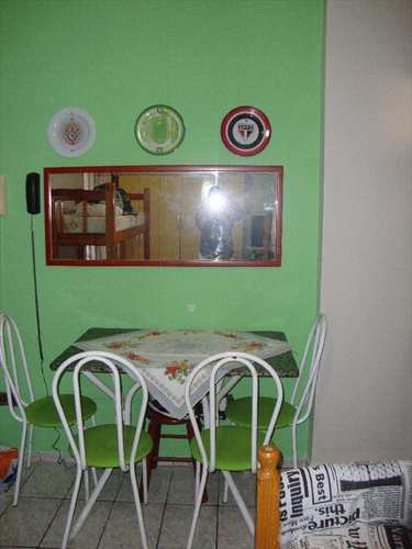 Kitnet, código 5941 em Santos, bairro Embaré
