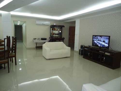 Casa, código 3691 em Santos, bairro Ponta da Praia