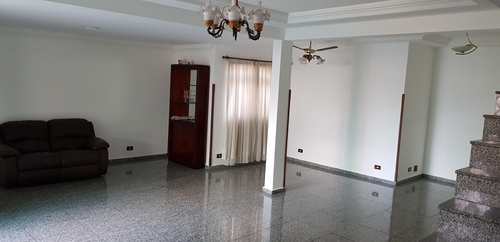 Casa, código 10939 em Santos, bairro Gonzaga