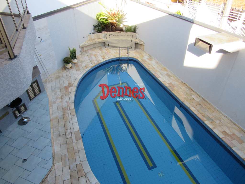 Casa em Bragança Paulista, no bairro Jardim Europa