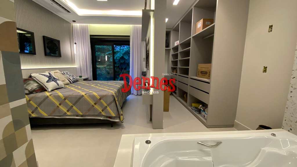 Casa de Condomínio em Bertioga, no bairro Riviera de São Lourenço