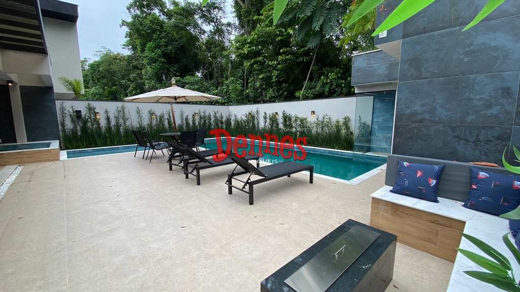 Casa de Condomínio em Bertioga, no bairro Riviera de São Lourenço