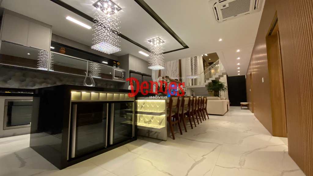 Casa de Condomínio em Bertioga, no bairro Riviera de São Lourenço