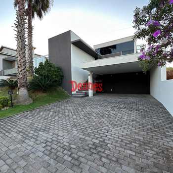 Casa de Condomínio em Bragança Paulista, bairro Condomínio Residencial Campos do Conde