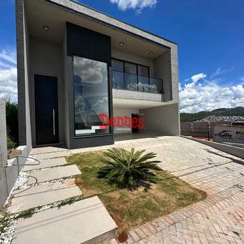 Casa de Condomínio em Bragança Paulista, bairro Ille de France Residence