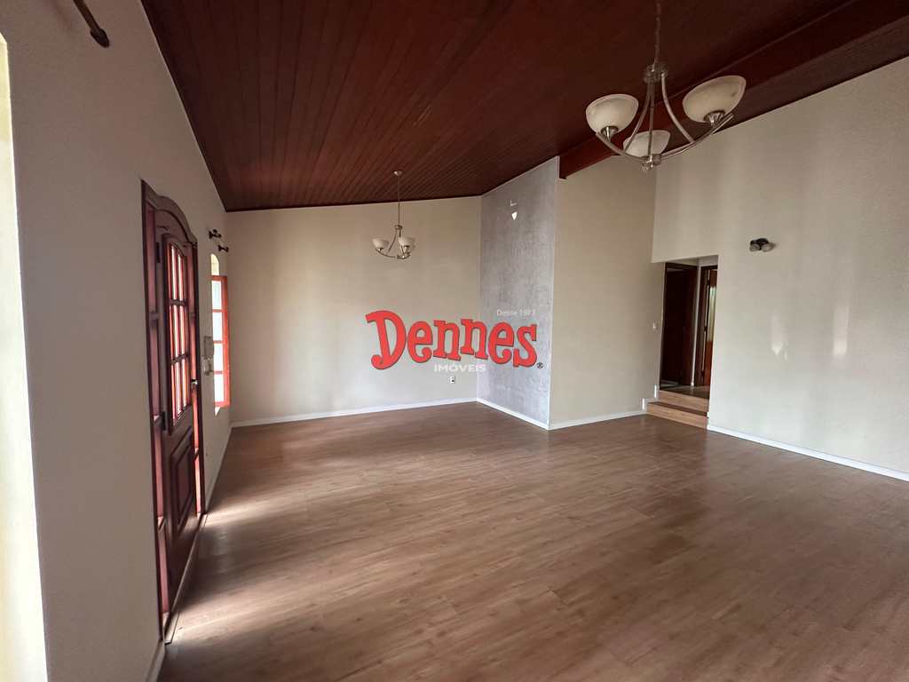 Casa em Bragança Paulista, no bairro Jardim Sevilha