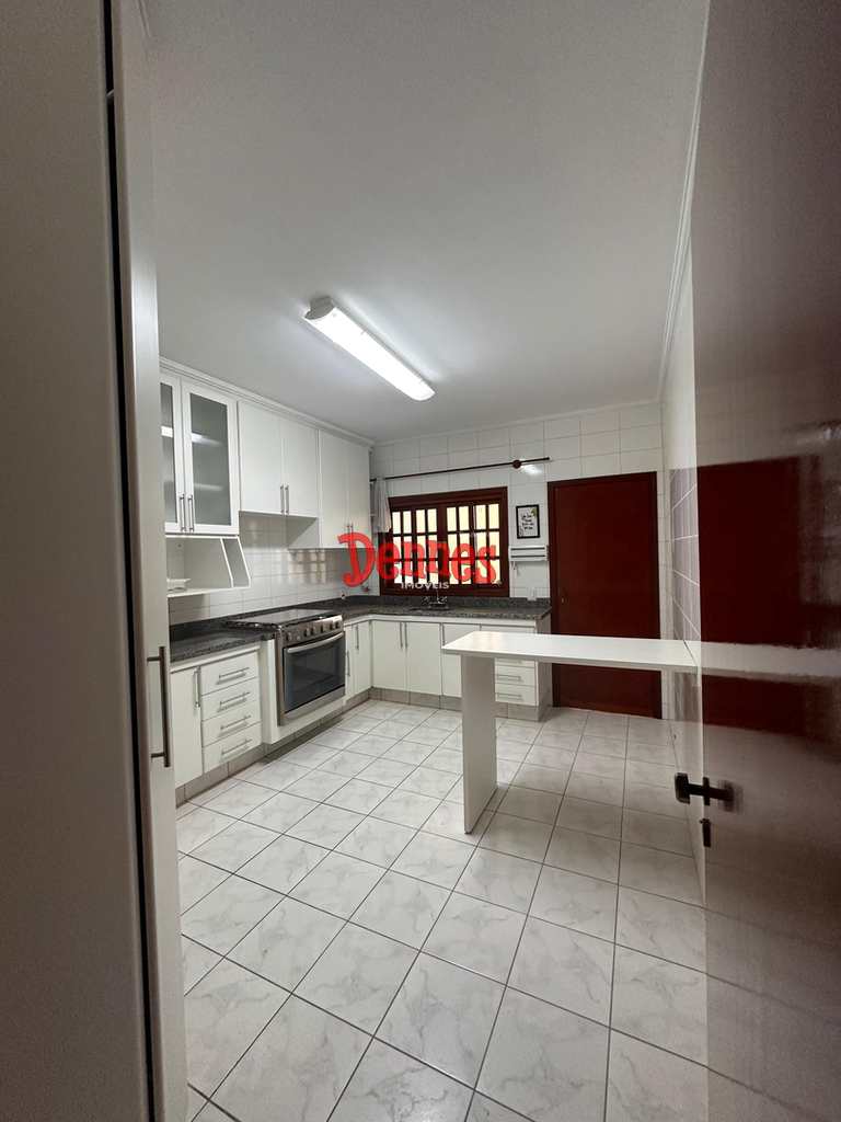 Casa em Bragança Paulista, no bairro Jardim Sevilha