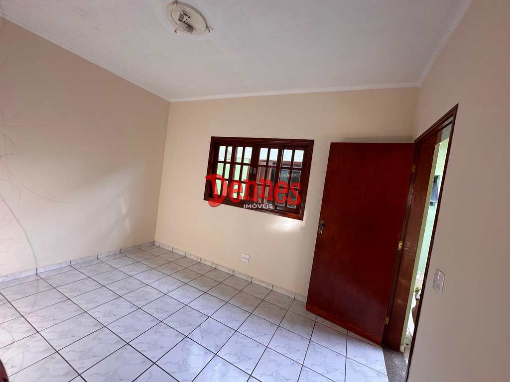 Casa em Bragança Paulista, no bairro Jardim Sevilha