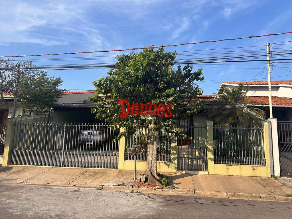 Casa em Bragança Paulista, no bairro Jardim Sevilha