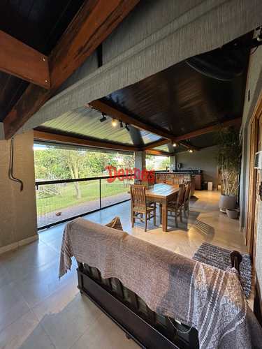 Casa, código 831 em Bragança Paulista, bairro Chácara Fernão Dias