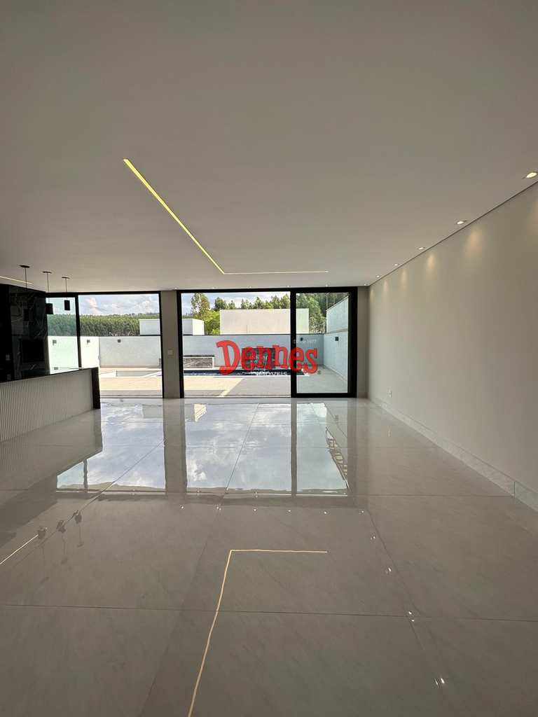 Sobrado de Condomínio em Bragança Paulista, no bairro Condomínio Residencial Euroville II