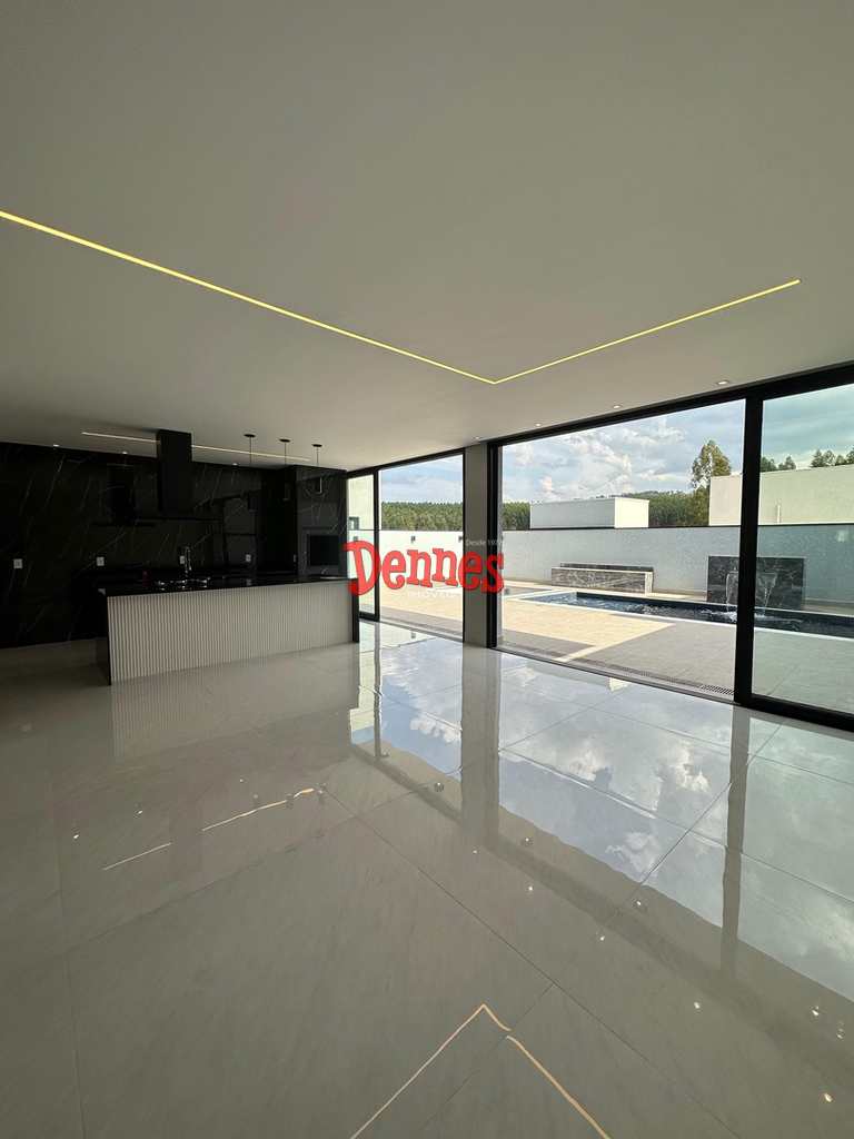 Sobrado de Condomínio em Bragança Paulista, no bairro Condomínio Residencial Euroville II