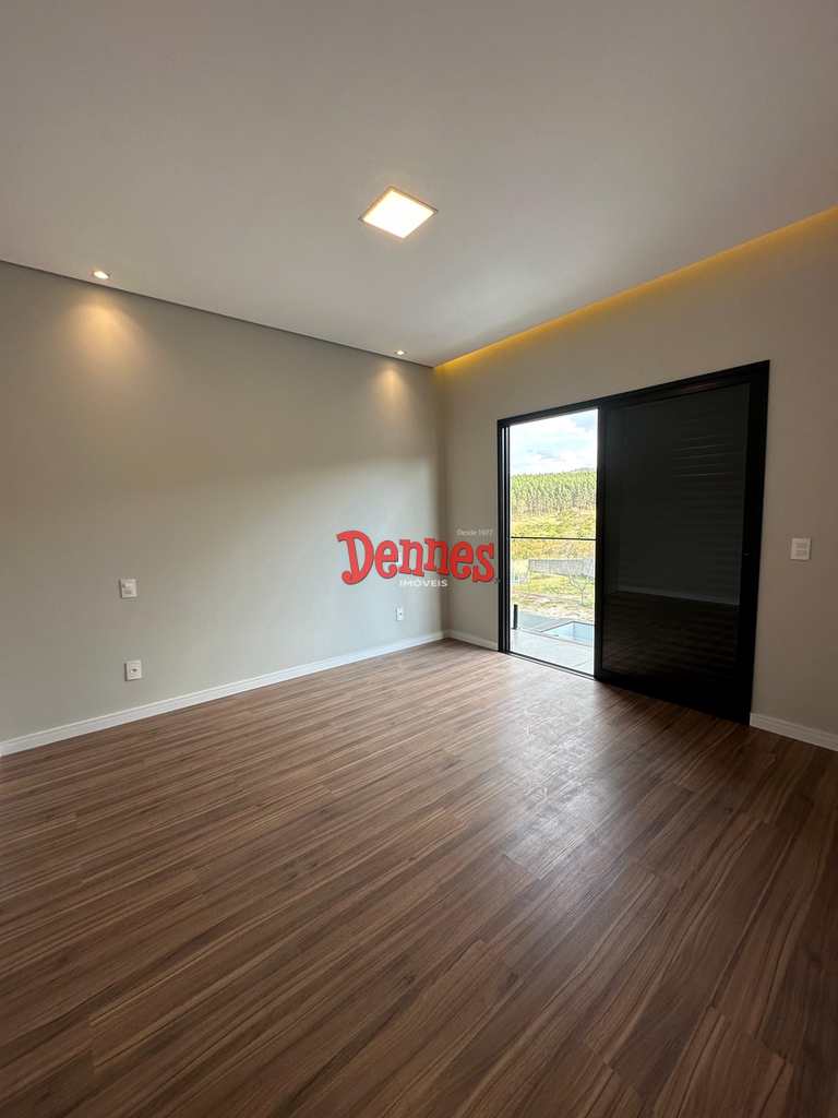 Sobrado de Condomínio em Bragança Paulista, no bairro Condomínio Residencial Euroville II