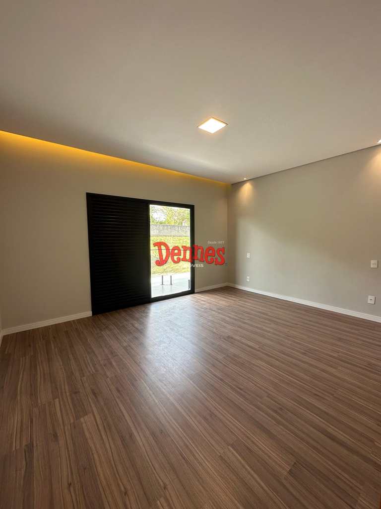 Sobrado de Condomínio em Bragança Paulista, no bairro Condomínio Residencial Euroville II