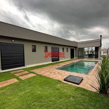 Casa de Condomínio em Bragança Paulista, bairro Condomínio Vale das Águas