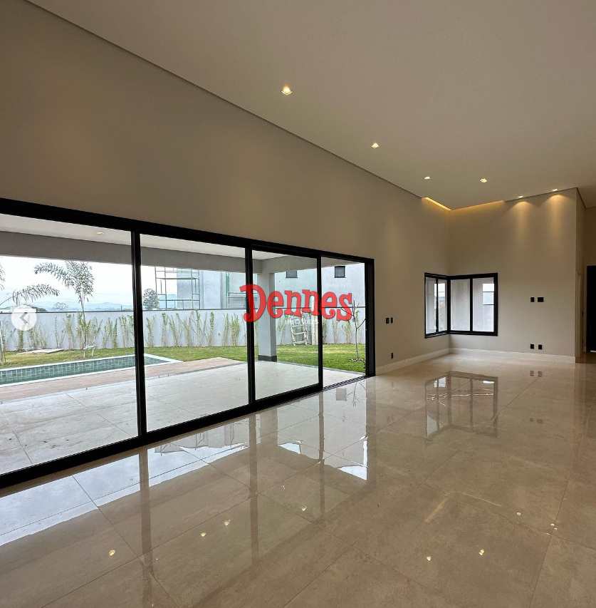 Casa de Condomínio em Bragança Paulista, no bairro Condomínio Vale das Águas