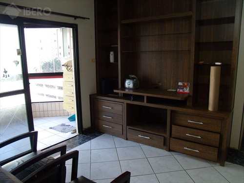 Apartamento, código 549 em Praia Grande, bairro Guilhermina