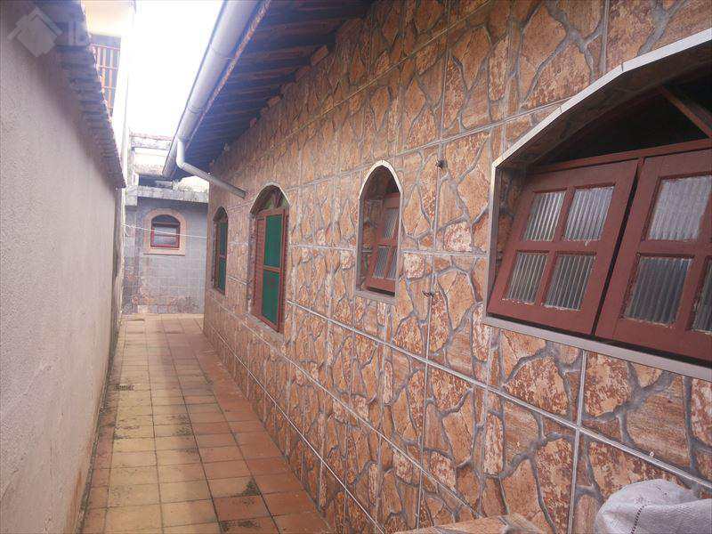 Casa em Praia Grande, no bairro Balneário Ipanema Mirim