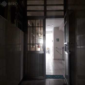 Apartamento em Praia Grande, bairro Boqueirão