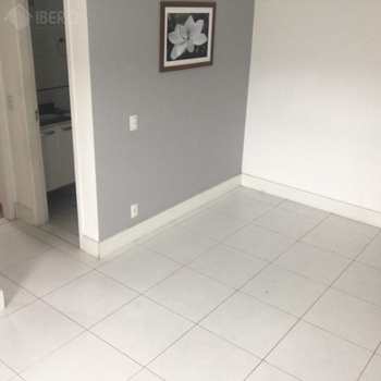 Apartamento em Praia Grande, bairro Canto do Forte
