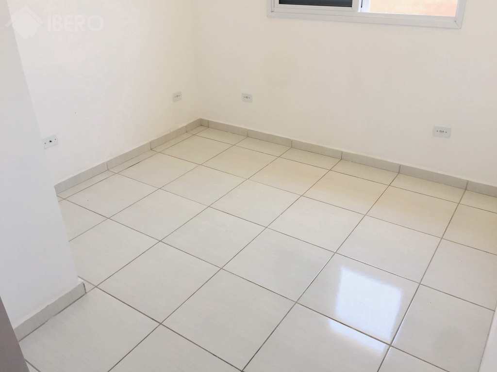 Casa de Condomínio em Praia Grande, no bairro Sítio do Campo