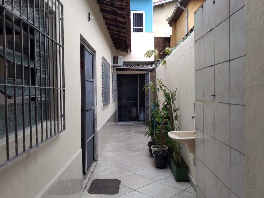 Casa em Praia Grande, no bairro Aviação